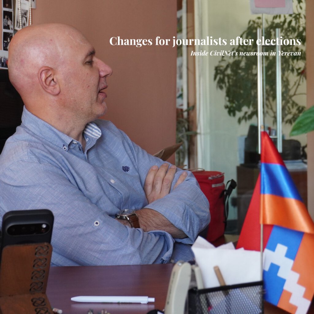 CivilNet chief editor speaking during the newsroom visit in Yerevan